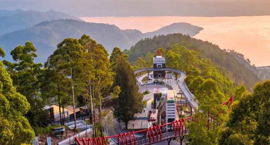 Toba Skywalk Tele